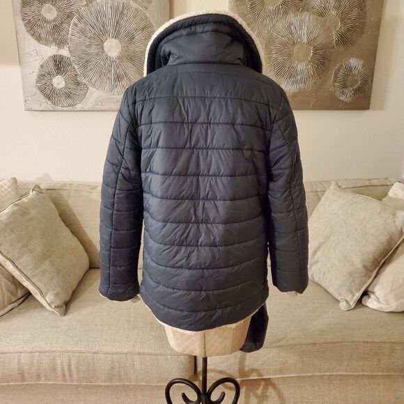 Bernardo Reversible Faux Shearling Puffer Jacket - Picture 8 of 12